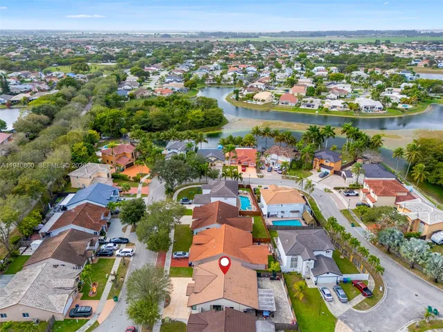 $4,000 | 15805 Southwest 79th Terrace, Miami, FL 33193