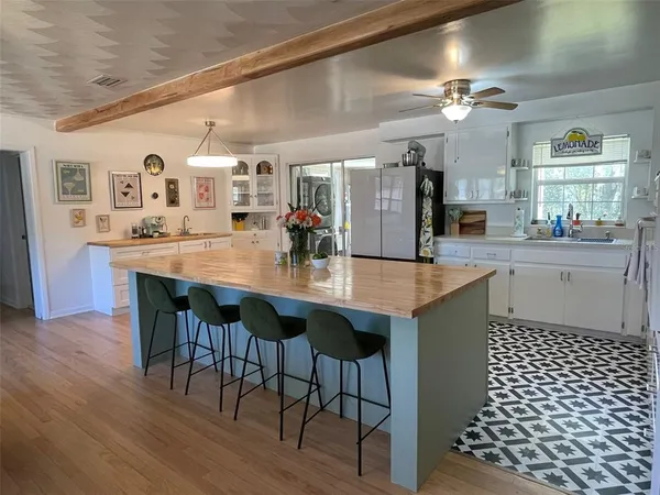 $389,000 | 906 East Michigan Avenue, DeLand, FL 32724