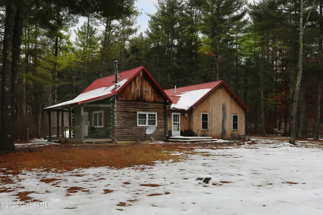 $424,500 | 454 Niles Road, Rensselaerville, NY 12120