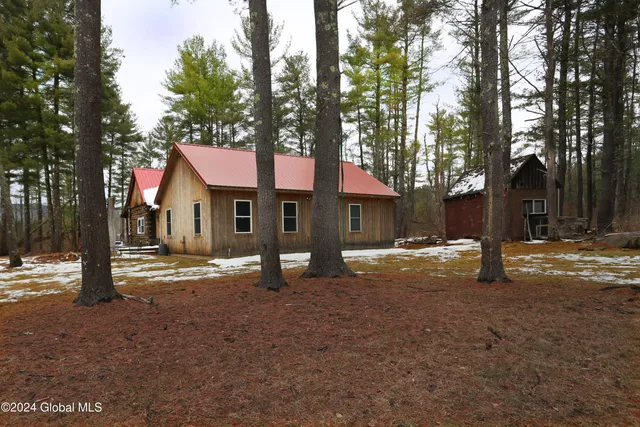 $424,500 | 454 Niles Road, Rensselaerville, NY 12120