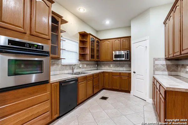 $3,950 | 120 Normandy Avenue, Alamo Heights, TX 78209