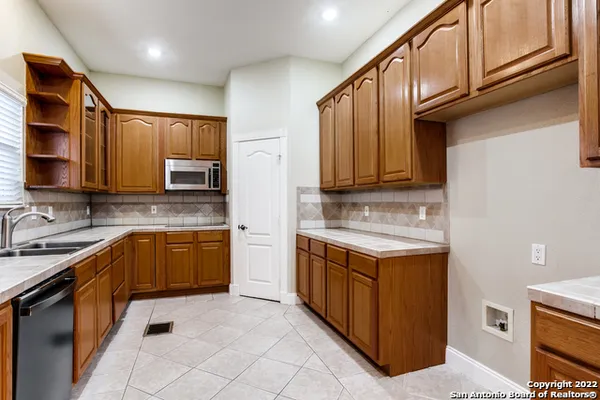 $3,950 | 120 Normandy Avenue, Alamo Heights, TX 78209