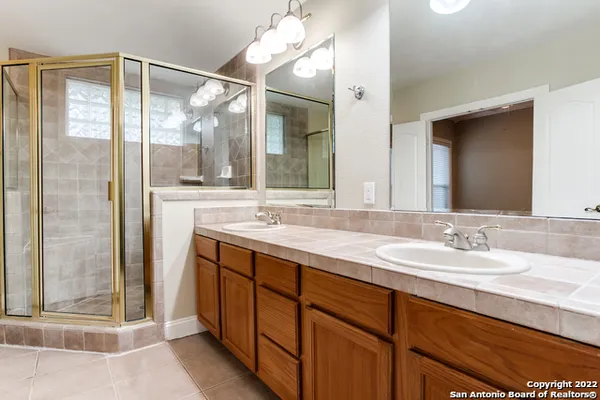 $3,950 | 120 Normandy Avenue, Alamo Heights, TX 78209