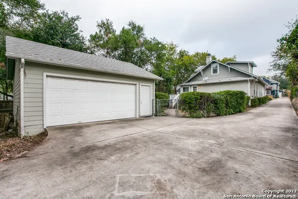 $3,950 | 120 Normandy Avenue, Alamo Heights, TX 78209