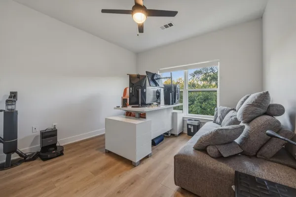 $589,000 | 2500 Longview Street, Unit 300, Austin, TX 78705