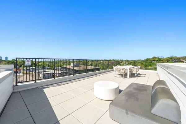 $589,000 | 2500 Longview Street, Unit 300, Austin, TX 78705