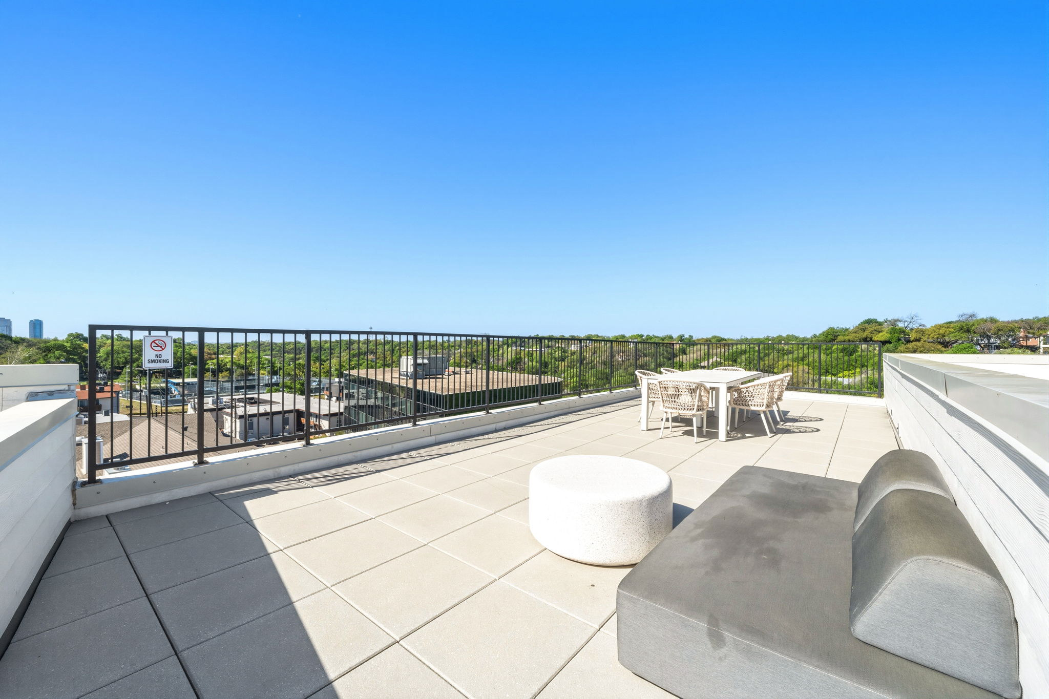 2500 Longview Street, Unit 300 Austin, TX 78705 - Photo 35 of 36 Roof top terrace