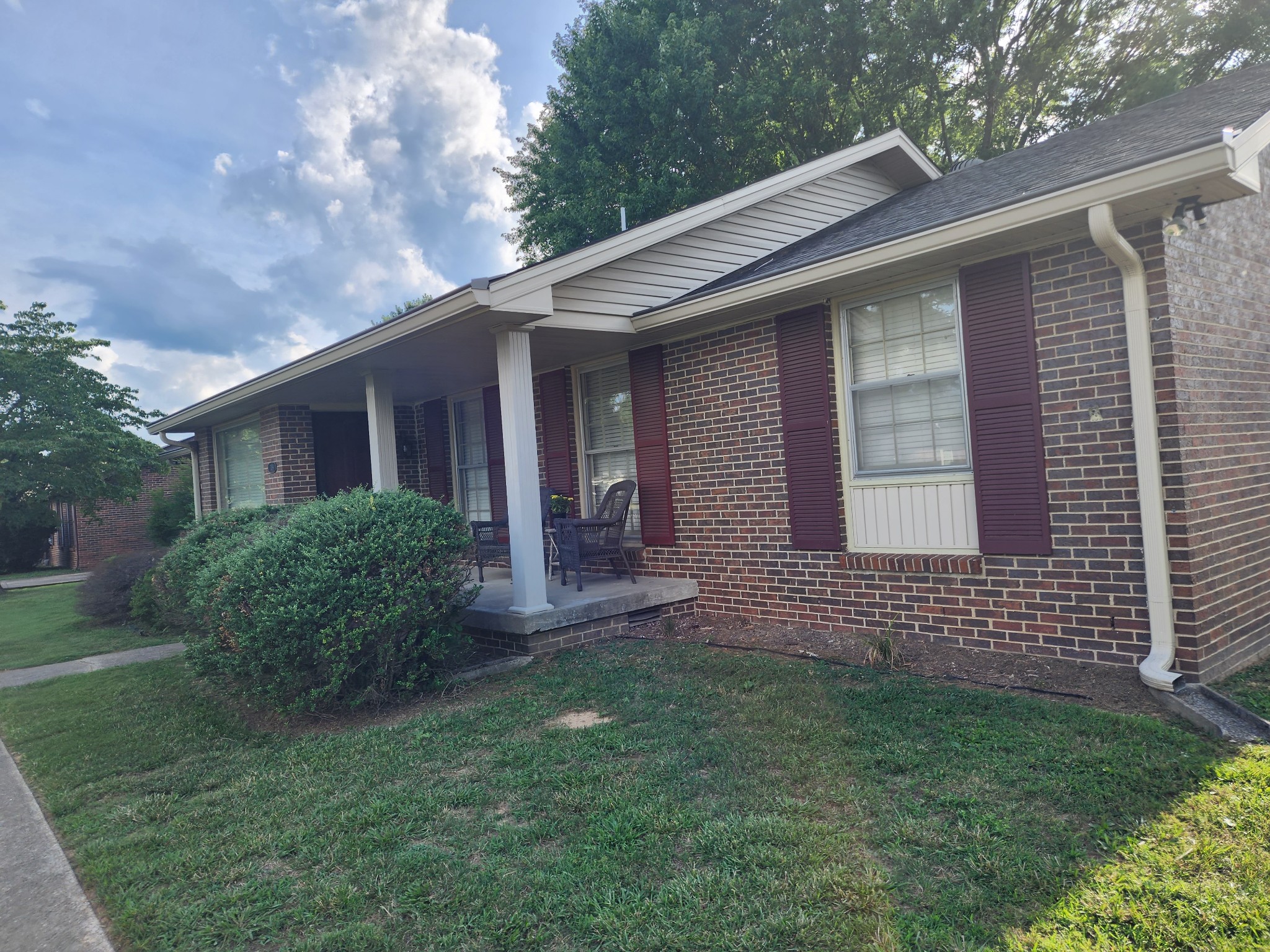 359 Kimbrough Road Clarksville, TN 37043 - Photo 2 of 6 a view of house with a yard
