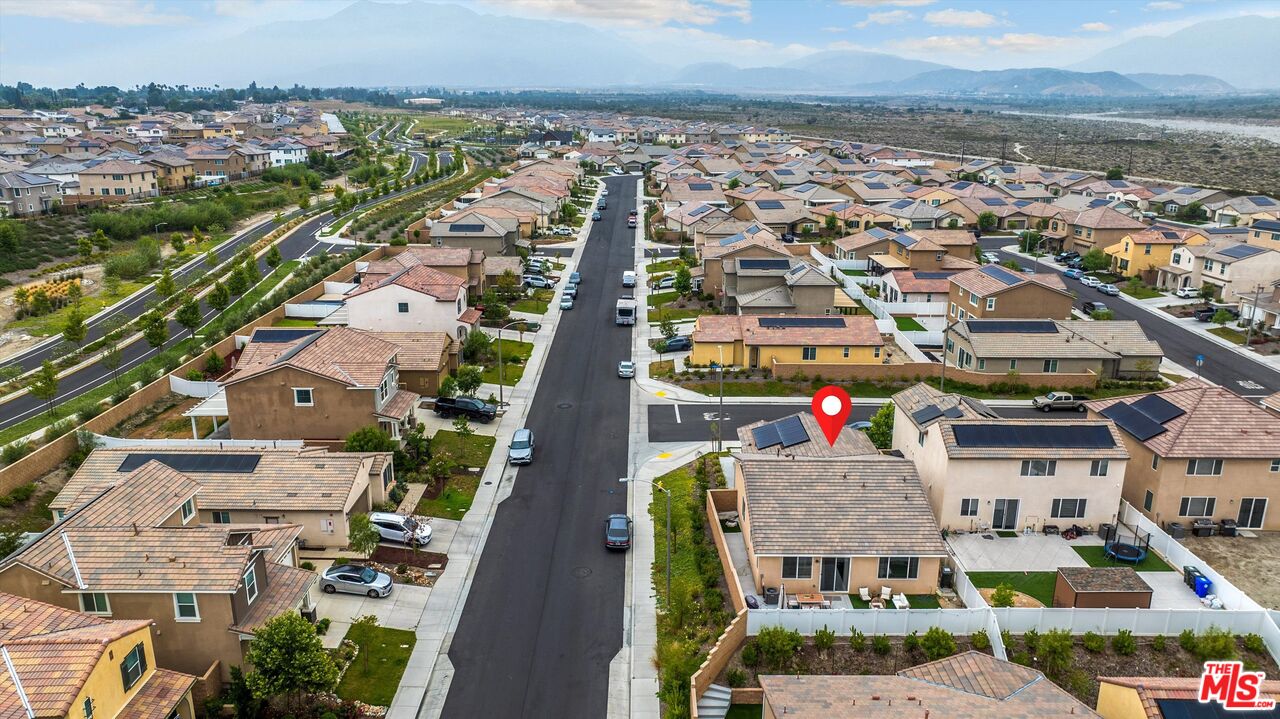 519 Tucker Avenue Rialto, CA 92377 - Photo 42 of 45 an aerial view of multiple house