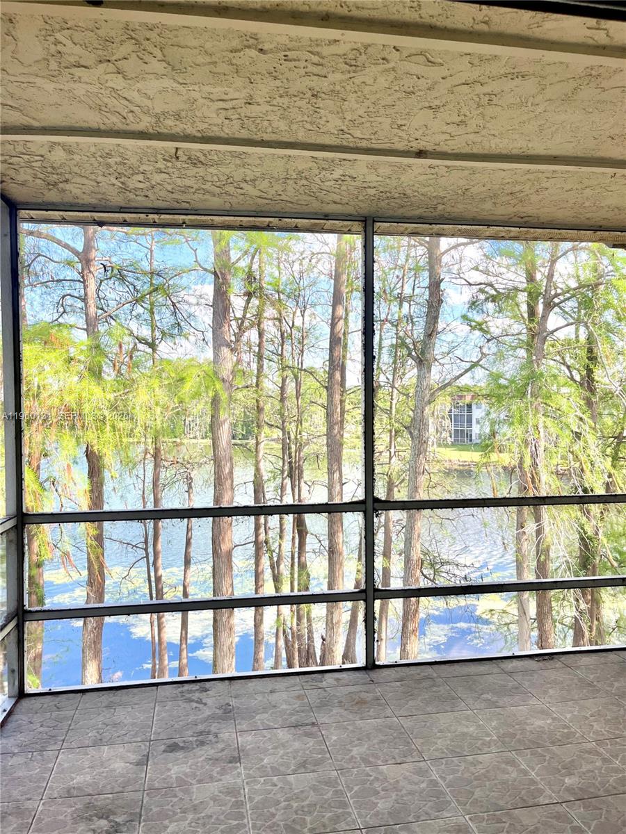 4575 South Texas Avenue, Unit 307 Orlando, FL 32839 - Photo 30 of 40 a view of front door