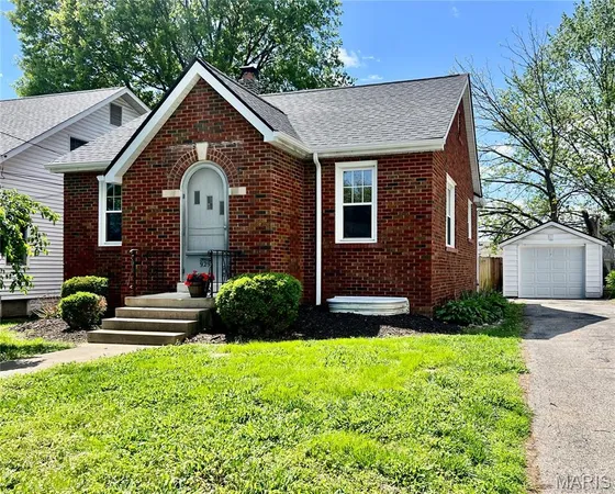 $134,000 | 929 South 5th Street, Belleville, IL 62220