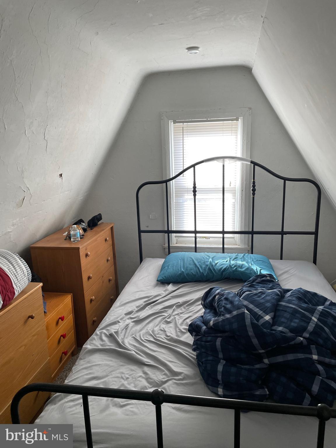 409 Beech Street Pottstown, PA 19464 - Photo 11 of 12