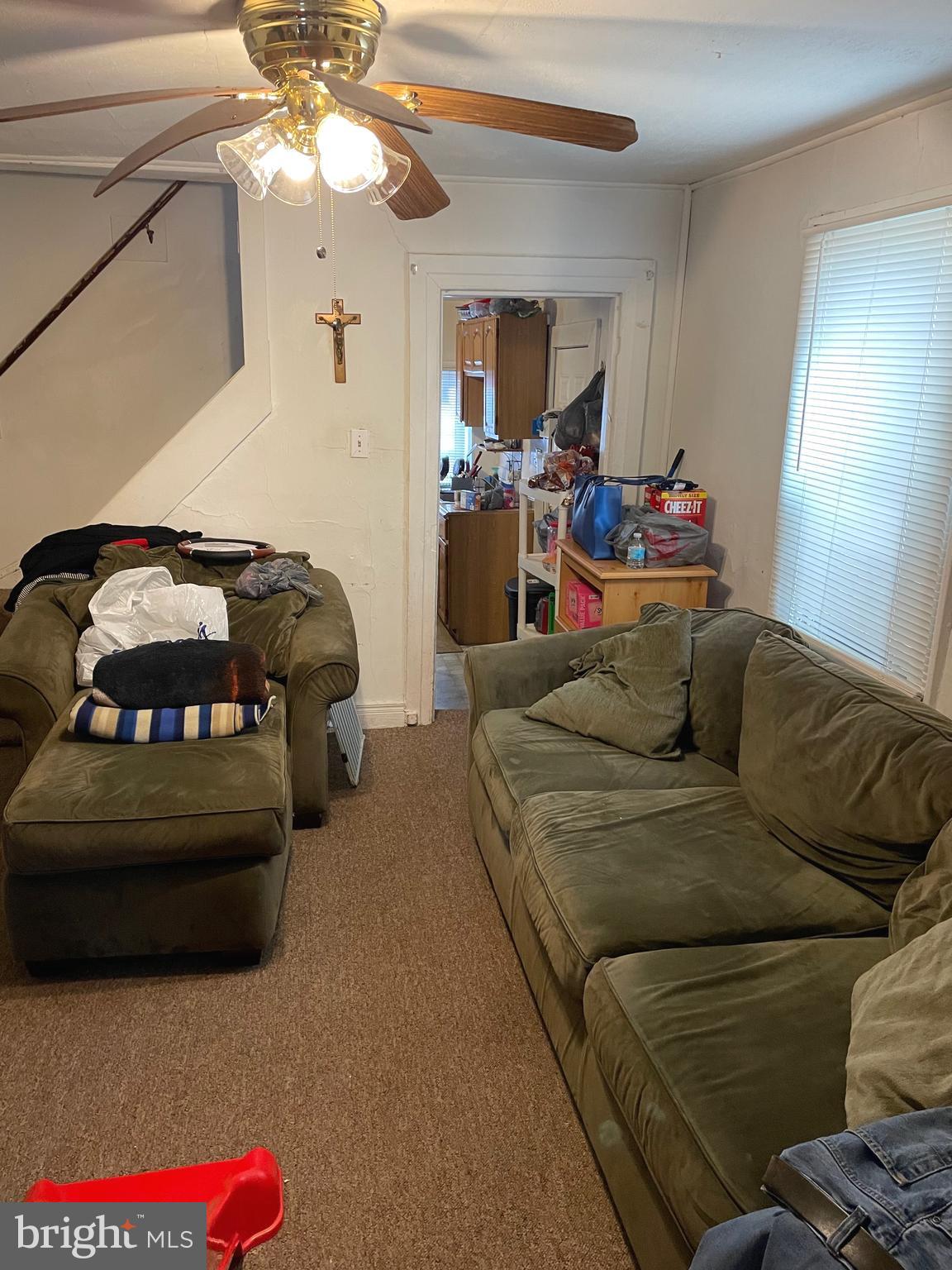 409 Beech Street Pottstown, PA 19464 - Photo 3 of 12