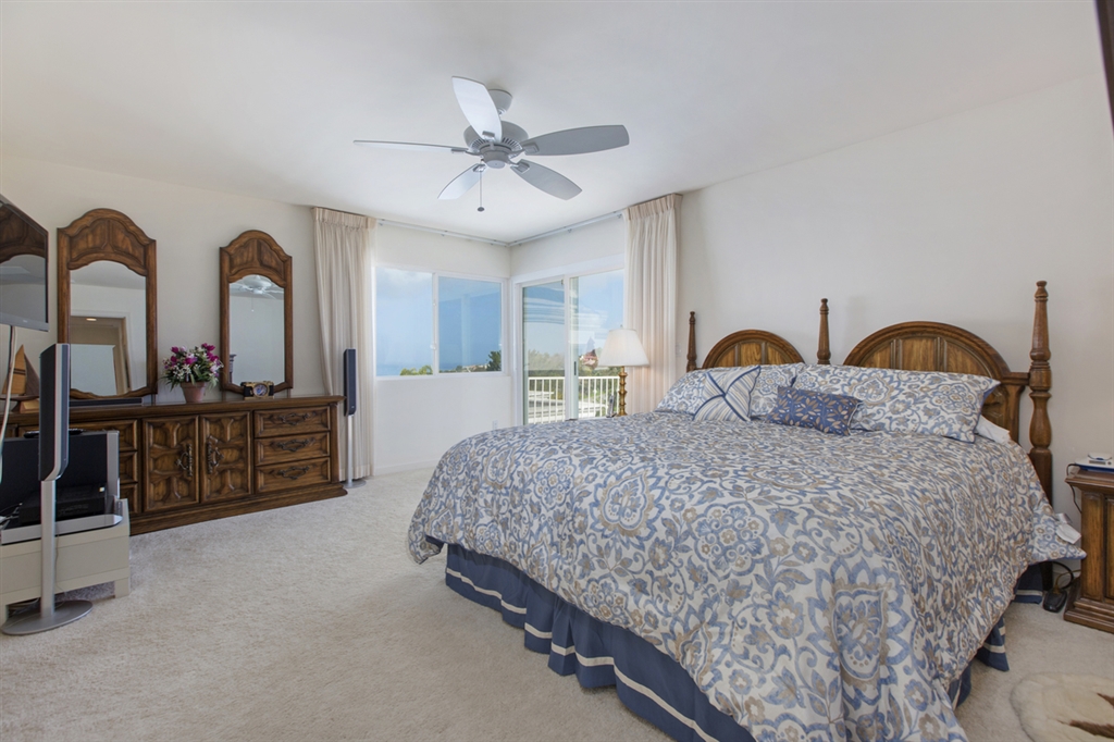 7980 Via Capri La Jolla, CA 92037 - Photo 12 of 25