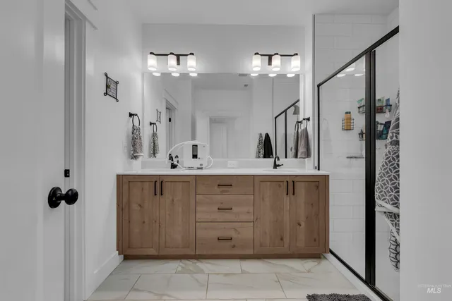 $489,000 | 4678 West Riva Capri Street, Meridian, ID 83646