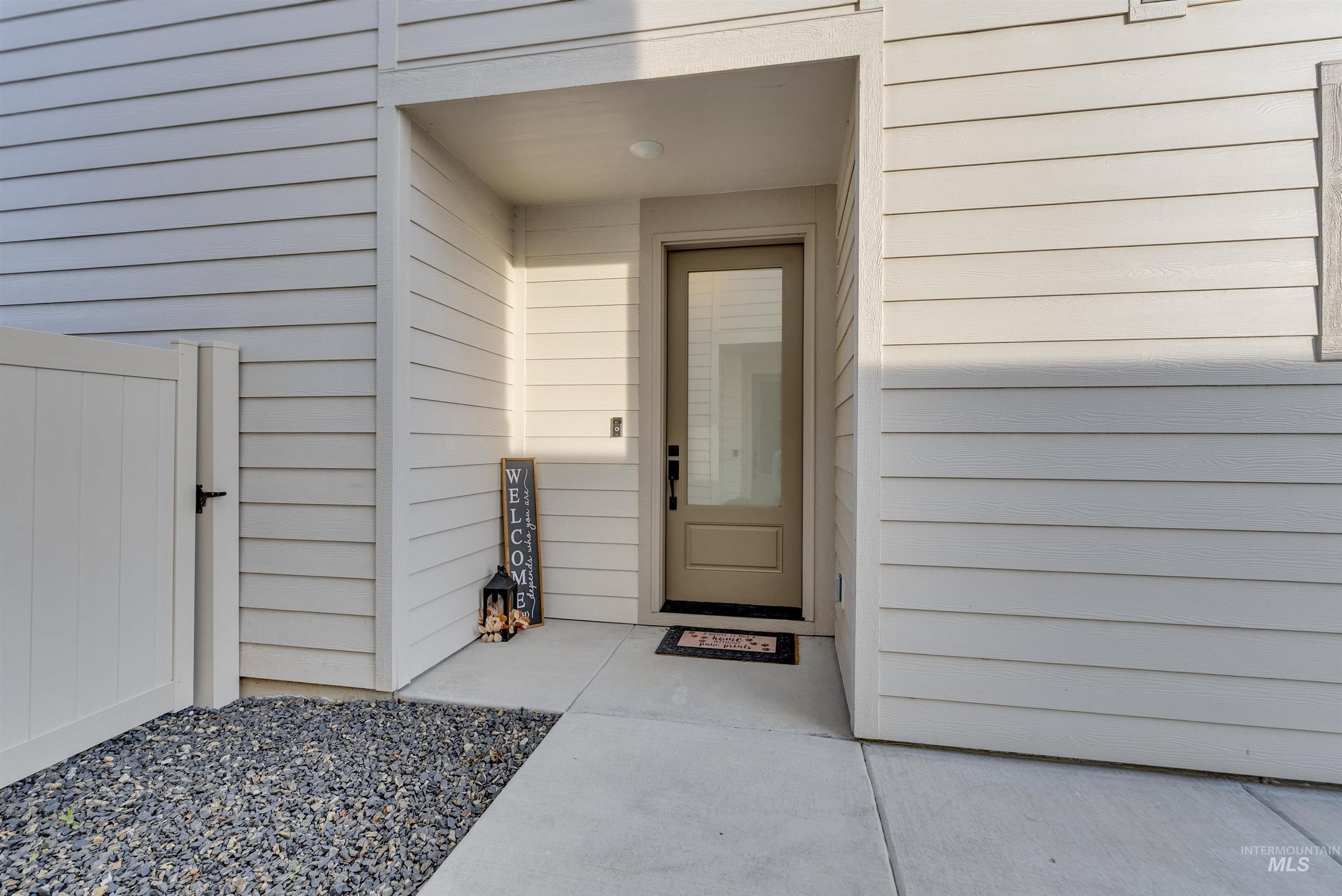 4678 West Riva Capri Street Meridian, ID 83646 - Photo 3 of 30 Property entrance