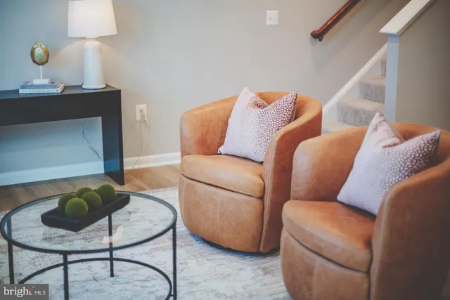 $3,050 | 44848 Tiverton Square, Ashburn, VA 20147