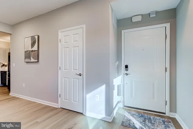 $3,050 | 44848 Tiverton Square, Ashburn, VA 20147