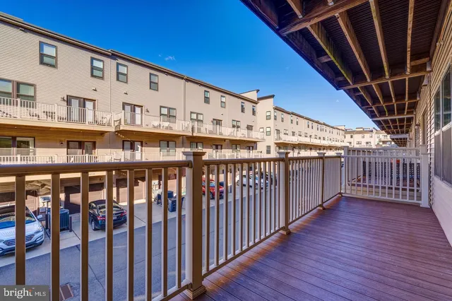 $3,050 | 44848 Tiverton Square, Ashburn, VA 20147