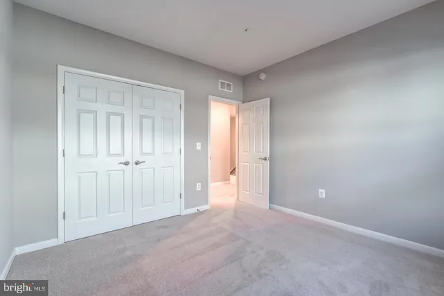 $3,050 | 44848 Tiverton Square, Ashburn, VA 20147