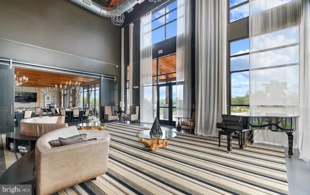 $3,050 | 44848 Tiverton Square, Ashburn, VA 20147