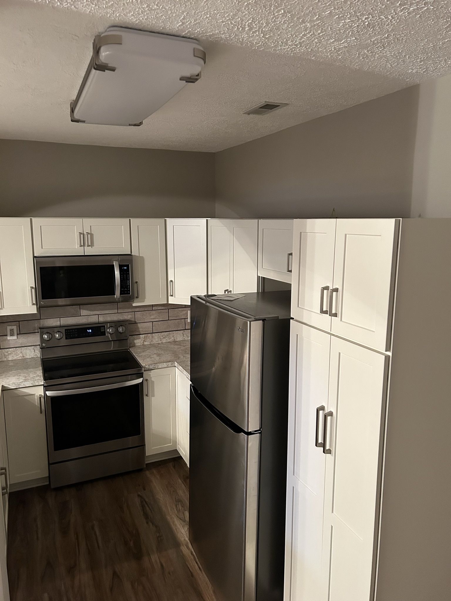 3430 Windham Lake Road Indianapolis, IN 46214 - Photo 7 of 23