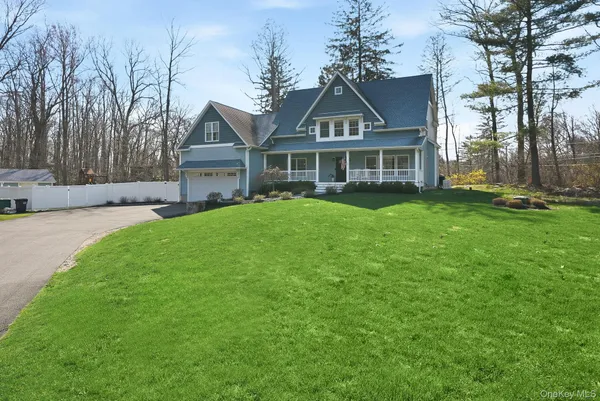 $750,000 | 19 Lillian Road, Mahopac, NY 10541