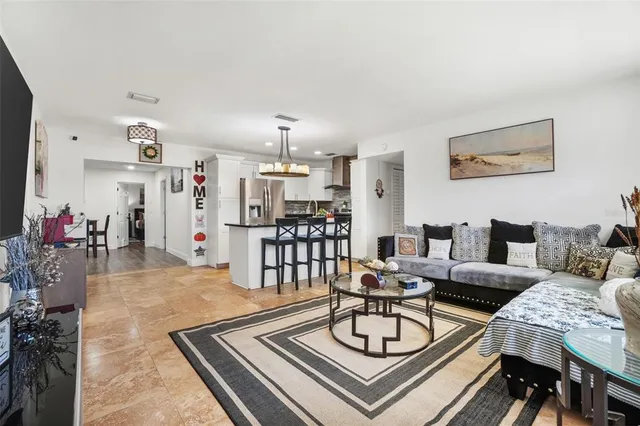 $2,600 | 1850 West Lake Brantley Road, Longwood, FL 32779