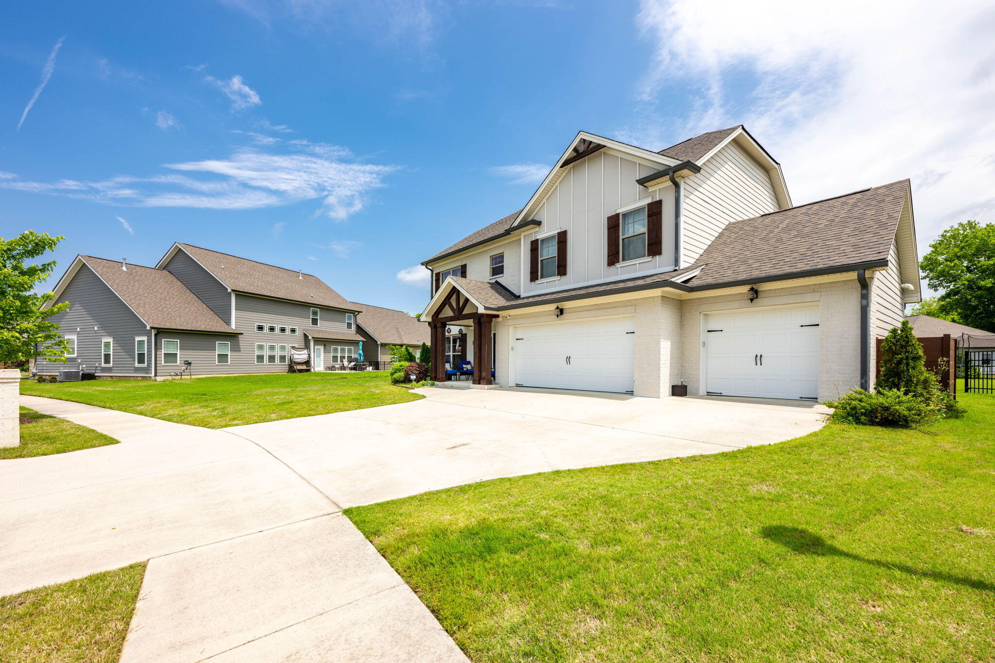 8585 River Birch Loop Ooltewah, TN 37363 - Photo 2 of 52 3-web-or-mls-_DSC8978-141-23