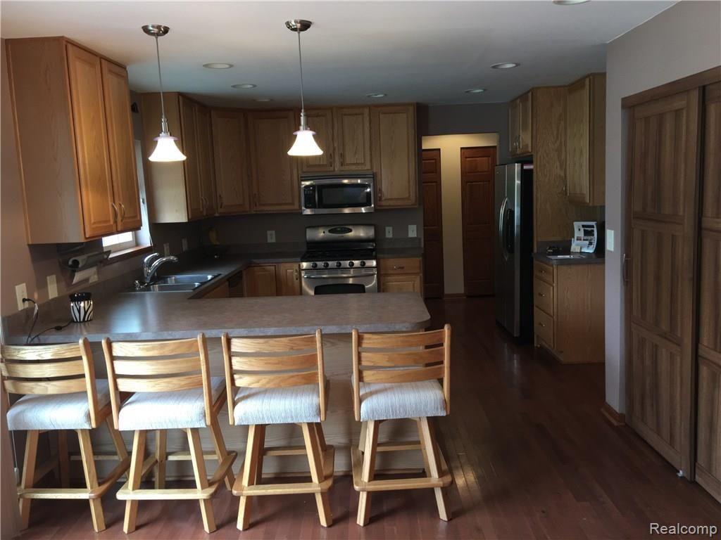 5394 Howe Road Grand Blanc, MI 48439 - Photo 13 of 36 IMG_2022.JPG