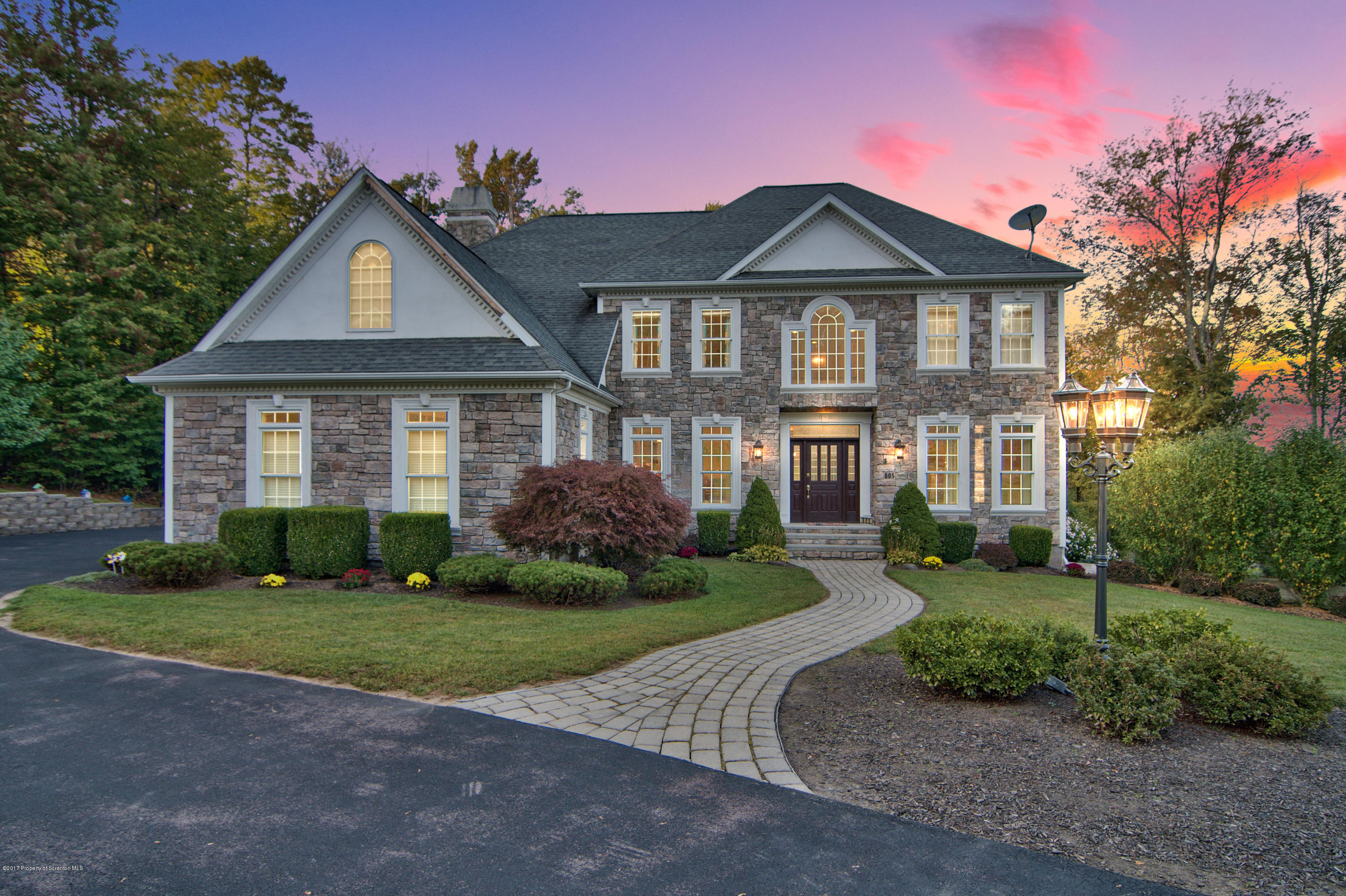 805 Parkview Road Moscow, PA 18444 - Photo 1 of 43 Gallery Image 1