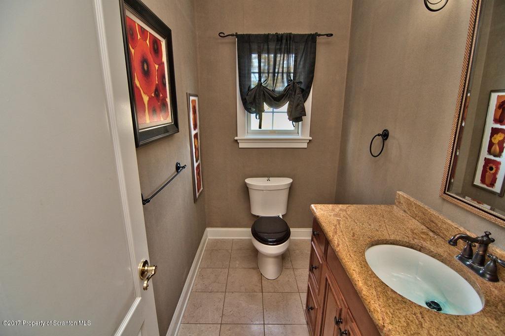 805 Parkview Road Moscow, PA 18444 - Photo 11 of 43 Gallery Image 11