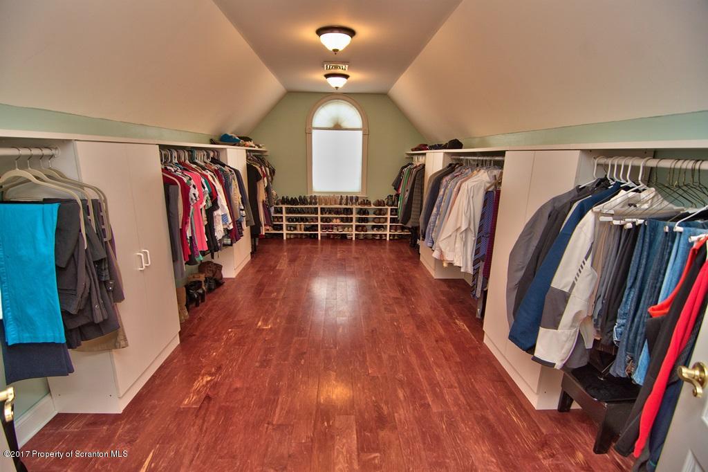 805 Parkview Road Moscow, PA 18444 - Photo 17 of 43 Gallery Image 17