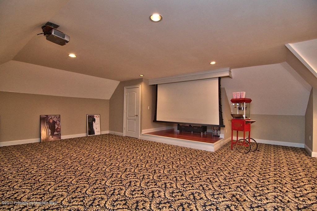 805 Parkview Road Moscow, PA 18444 - Photo 18 of 43 Gallery Image 18