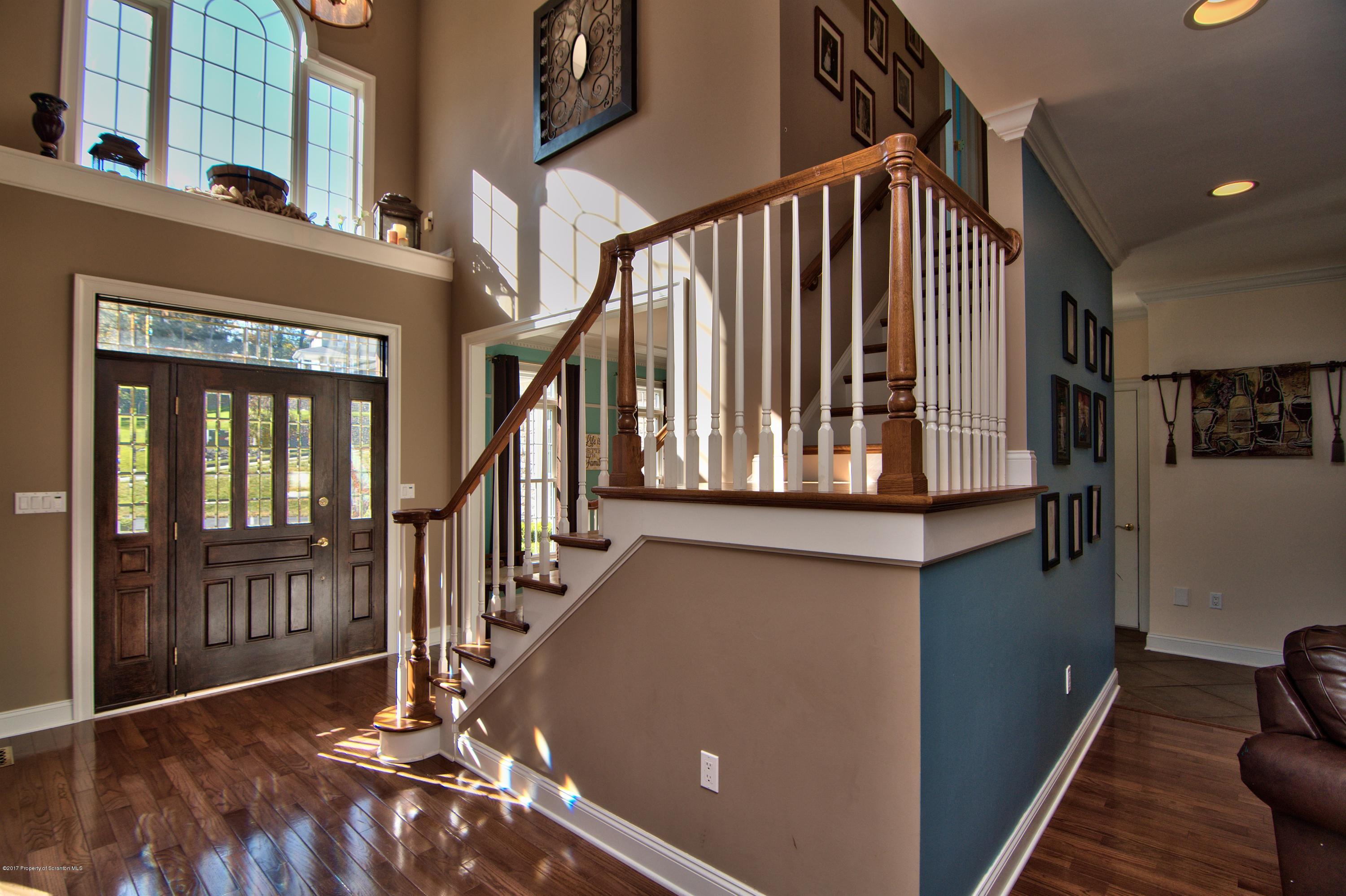 805 Parkview Road Moscow, PA 18444 - Photo 3 of 43 Gallery Image 3