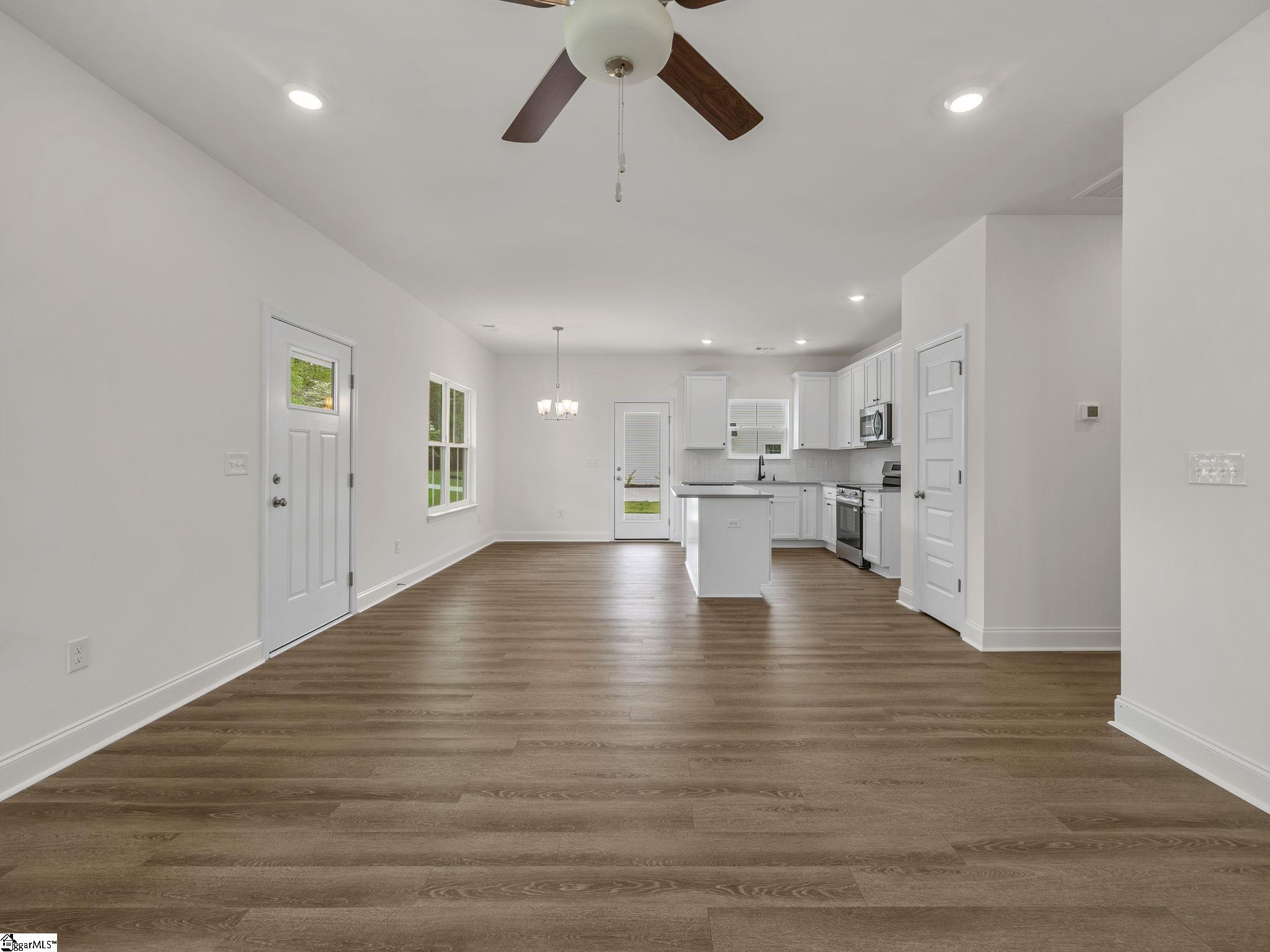 313 Ponder Road Greer, SC 29651 - Photo 12 of 38