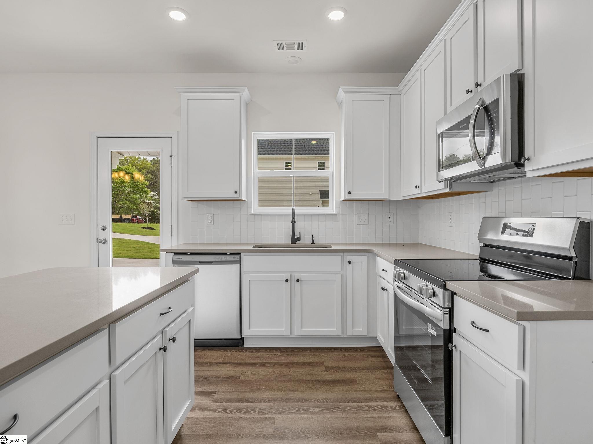 313 Ponder Road Greer, SC 29651 - Photo 16 of 38