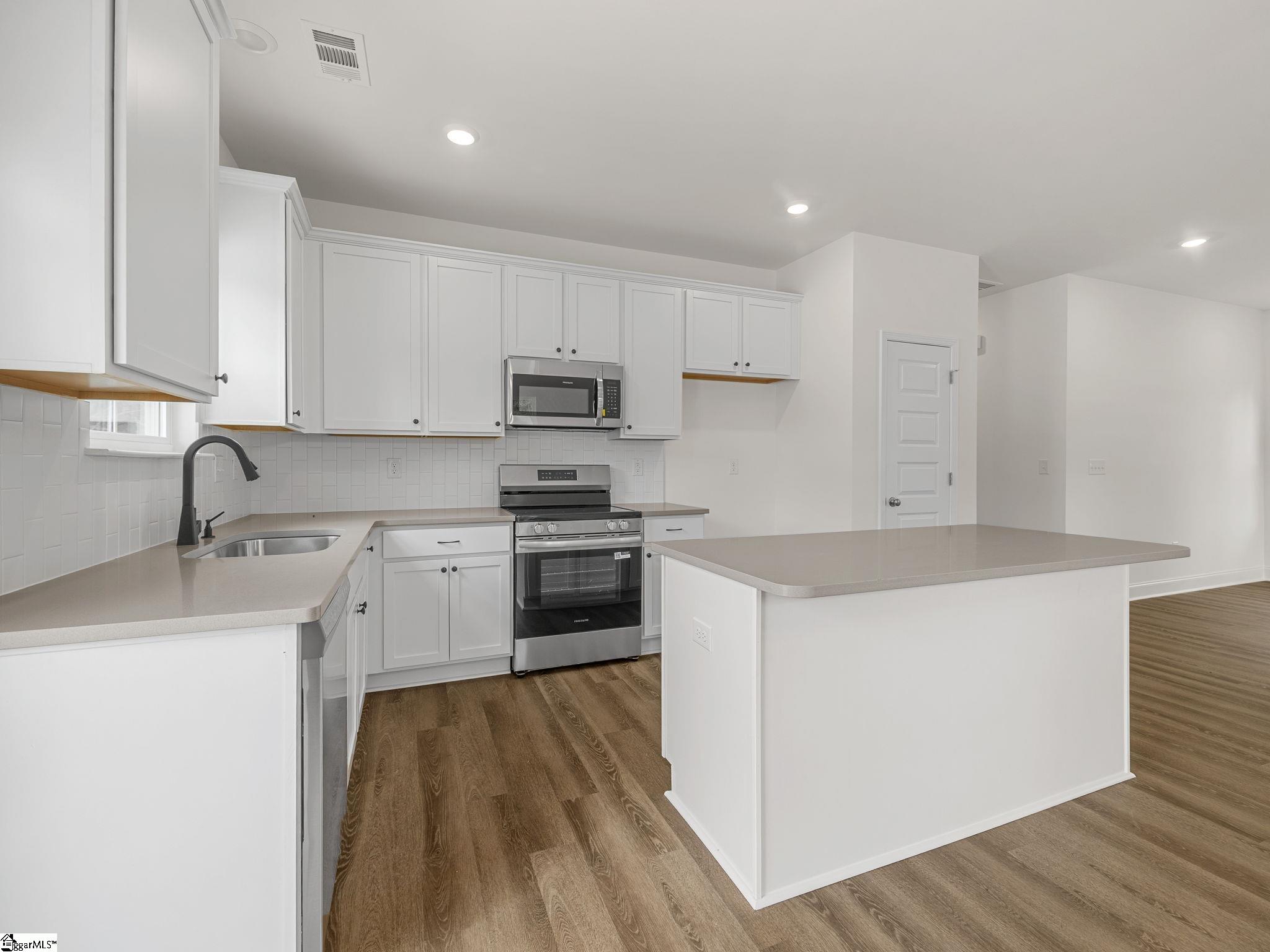 313 Ponder Road Greer, SC 29651 - Photo 17 of 38