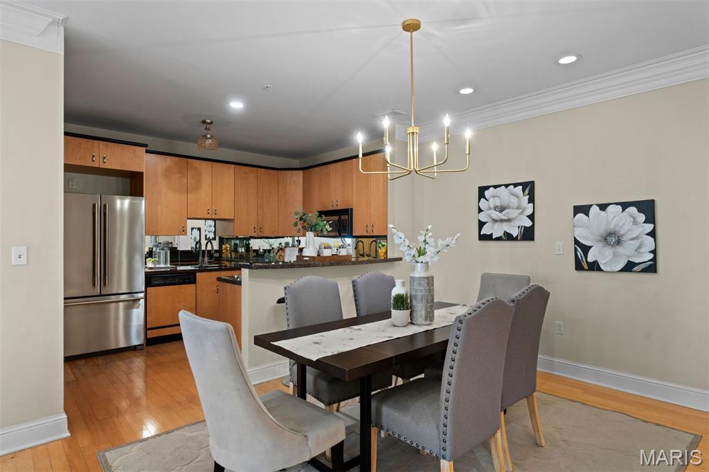 800 South Hanley Road, Unit 2B Clayton, MO 63105 - Photo 12 of 35 Gallery Image 12