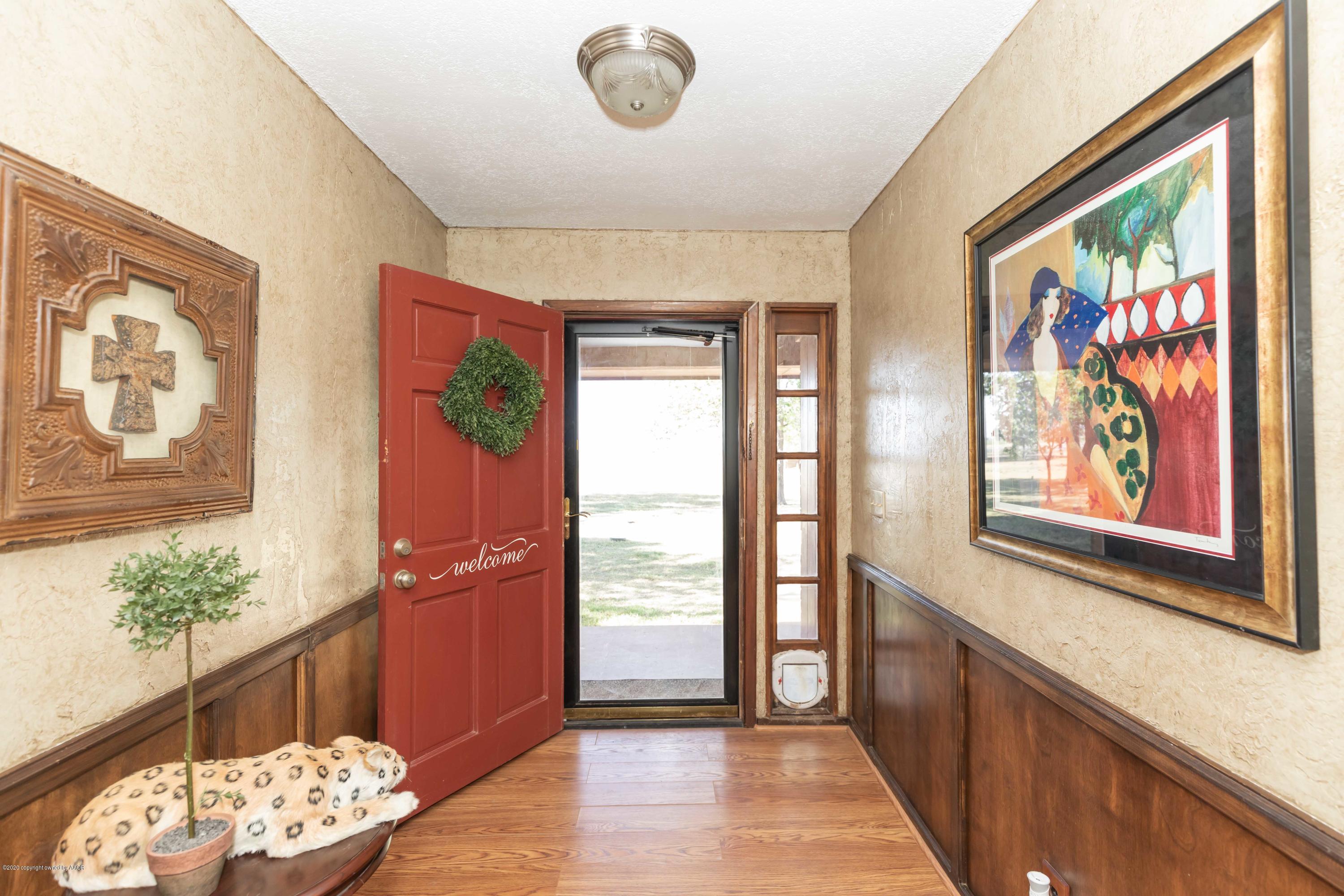 8950 West Country Club Road Canyon, TX 79015 - Photo 4 of 59 ENTRY VIEW 2