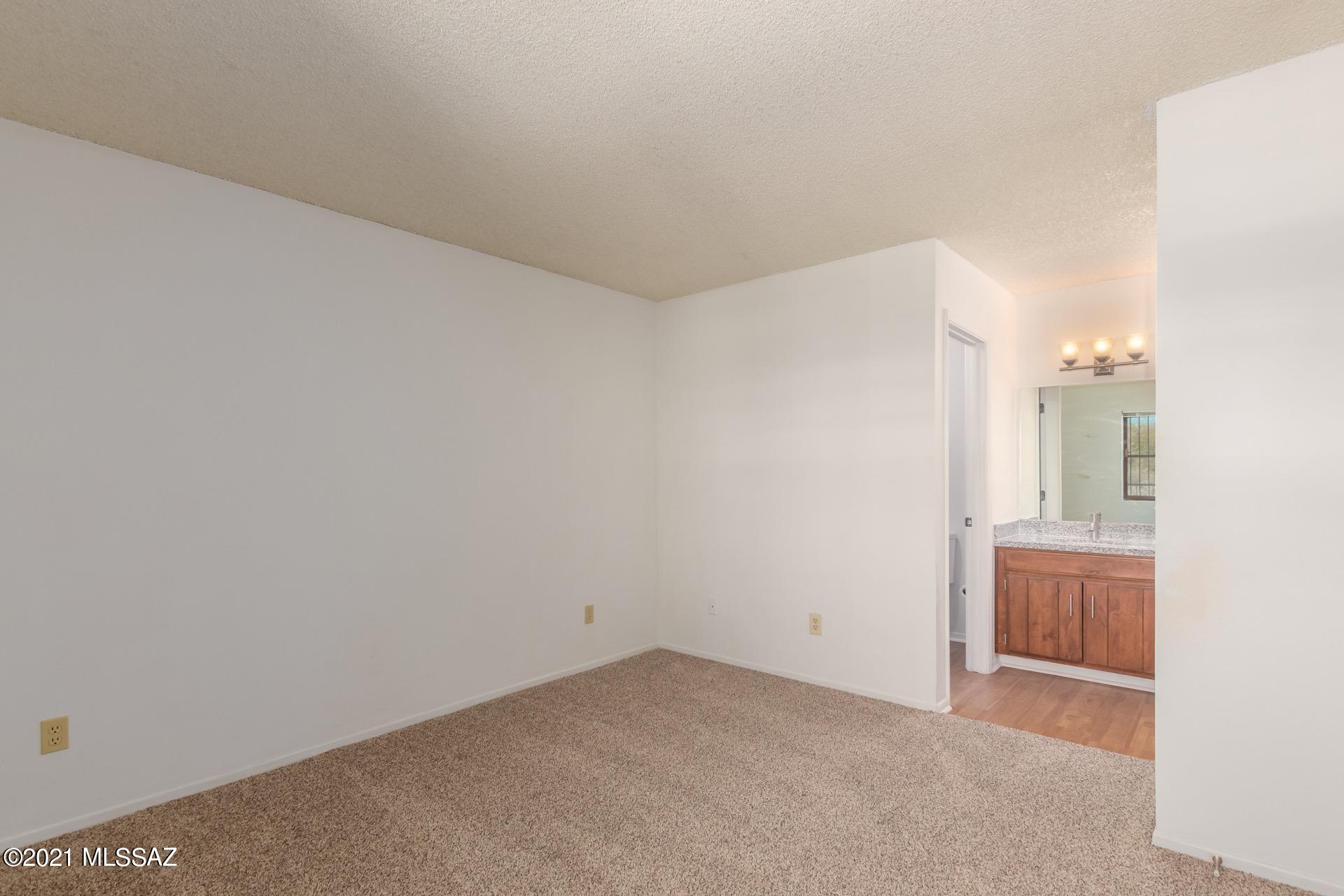 6625 East Golf Links Road, Unit 15 Tucson, AZ 85730 - Photo 23 of 40