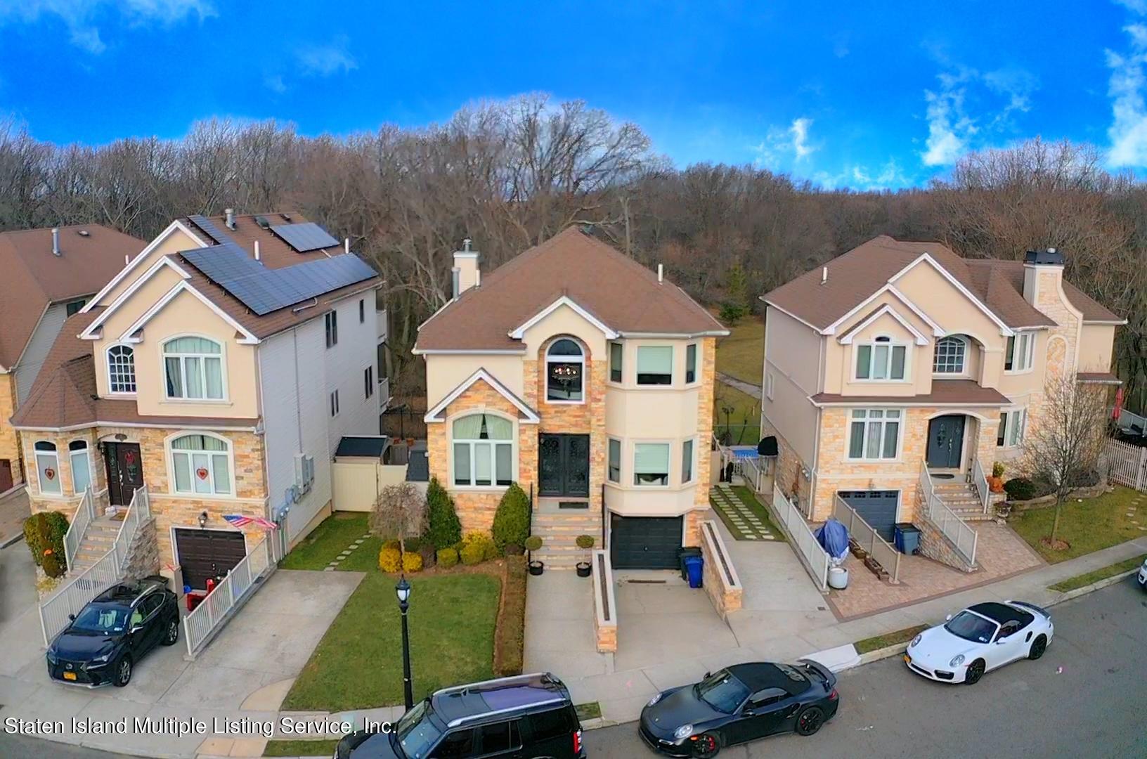 16 Covington Circle Staten Island, NY 10312 - Photo 2 of 66 Photo Jan 22, 12 37 18 PM