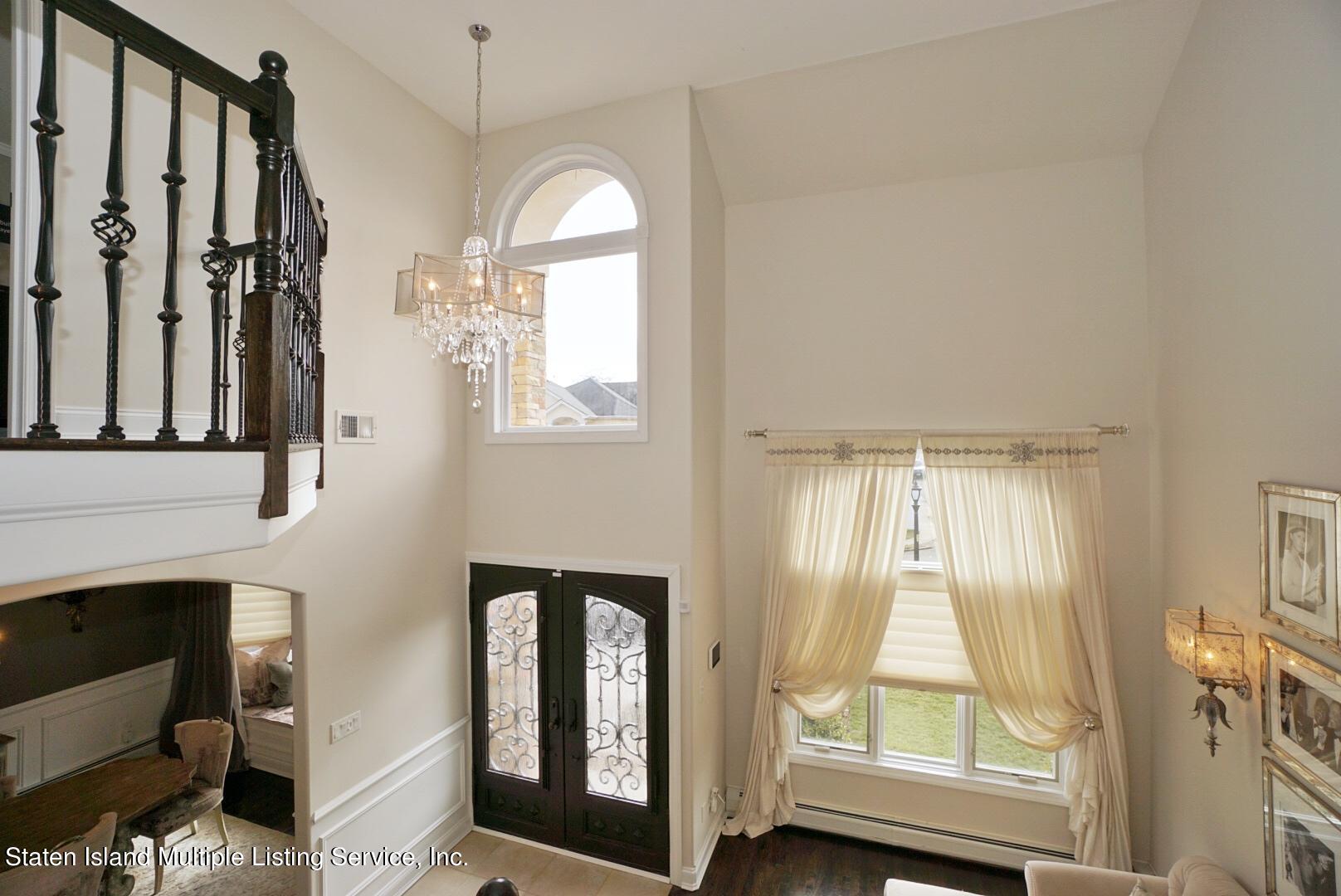 16 Covington Circle Staten Island, NY 10312 - Photo 4 of 66 Photo Jan 22, 11 29 03 AM