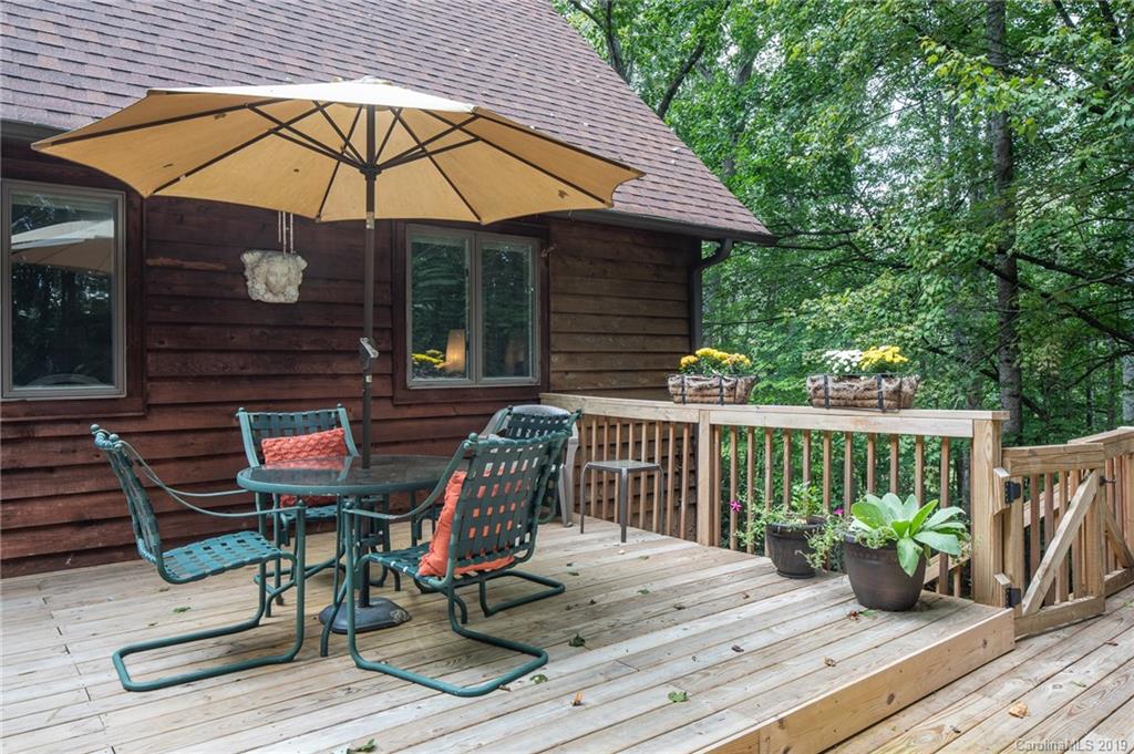 581 Morgan Hill Road Fairview, NC 28730 - Photo 11 of 30 Gallery Image 11