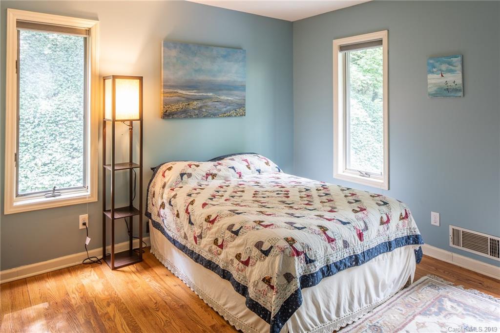 581 Morgan Hill Road Fairview, NC 28730 - Photo 15 of 30 Gallery Image 15