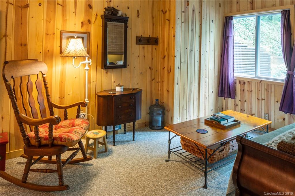 581 Morgan Hill Road Fairview, NC 28730 - Photo 24 of 30 Gallery Image 24