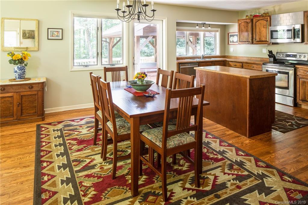 581 Morgan Hill Road Fairview, NC 28730 - Photo 10 of 30 Gallery Image 10