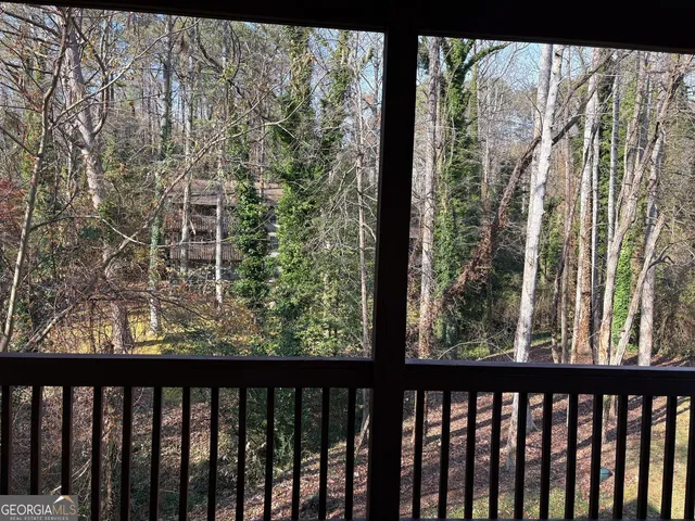 $1,600 | 74 Lockerbie Court, Unit 202, Clayton, GA 30525