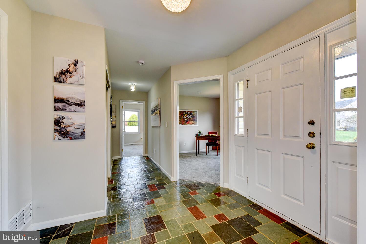 5 Glengarry Way Princeton Junction, NJ 08550 - Photo 29 of 63 Hallway to Office/4th Room