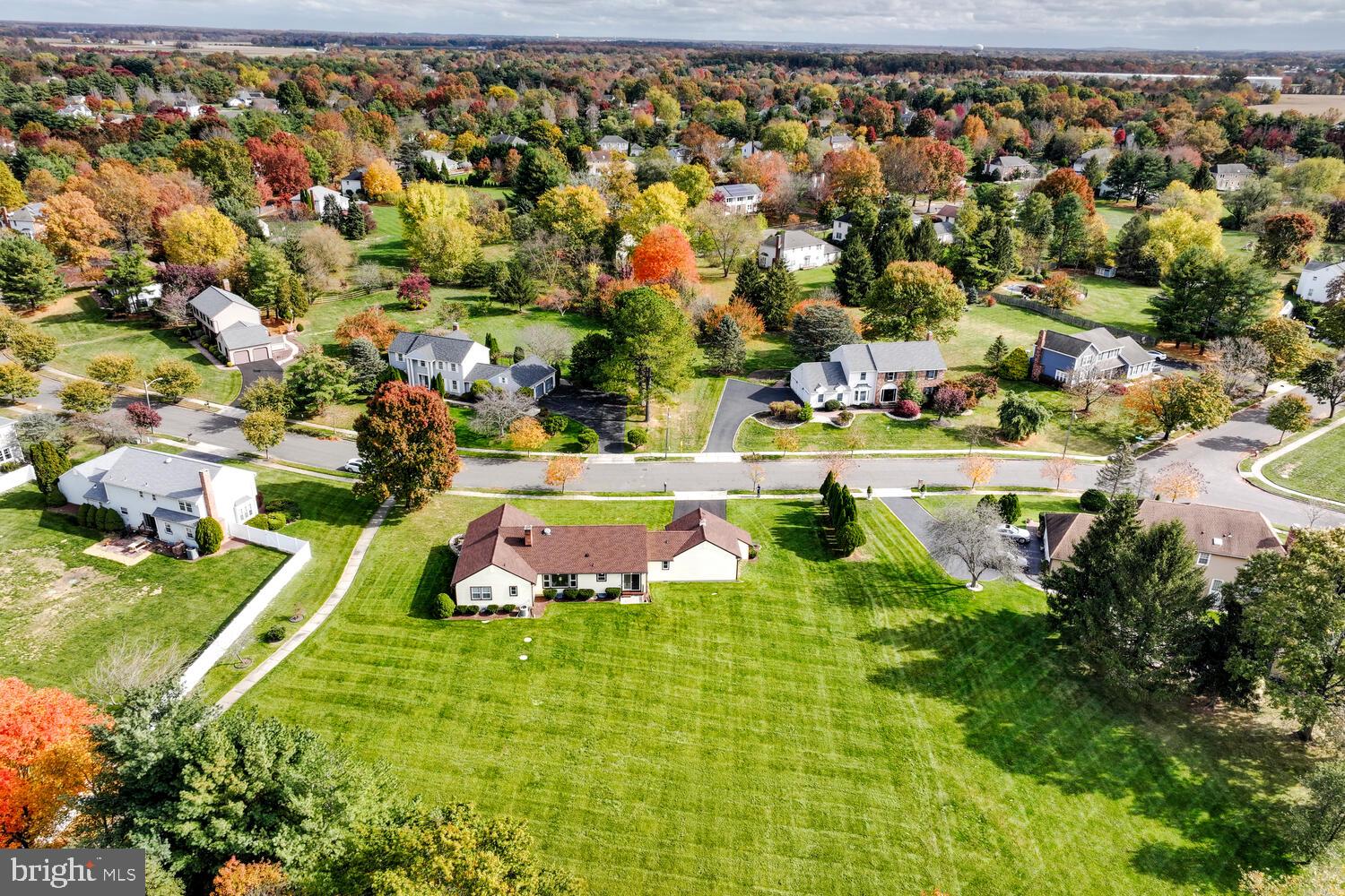 5 Glengarry Way Princeton Junction, NJ 08550 - Photo 3 of 63 an aerial view of a houses with a swimming pool